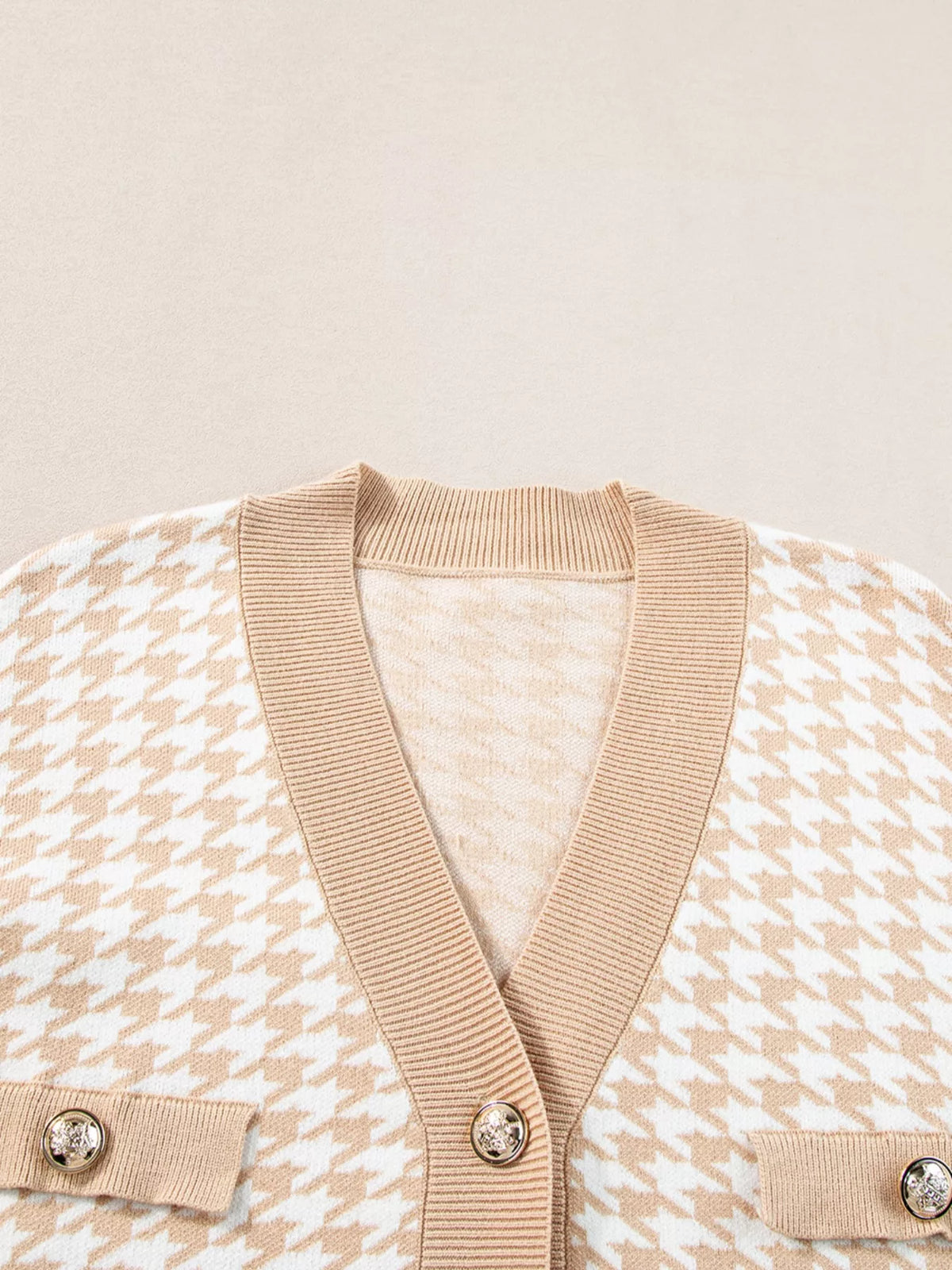 Contrast Edge Metal Button Slim Cardigan with Pockets